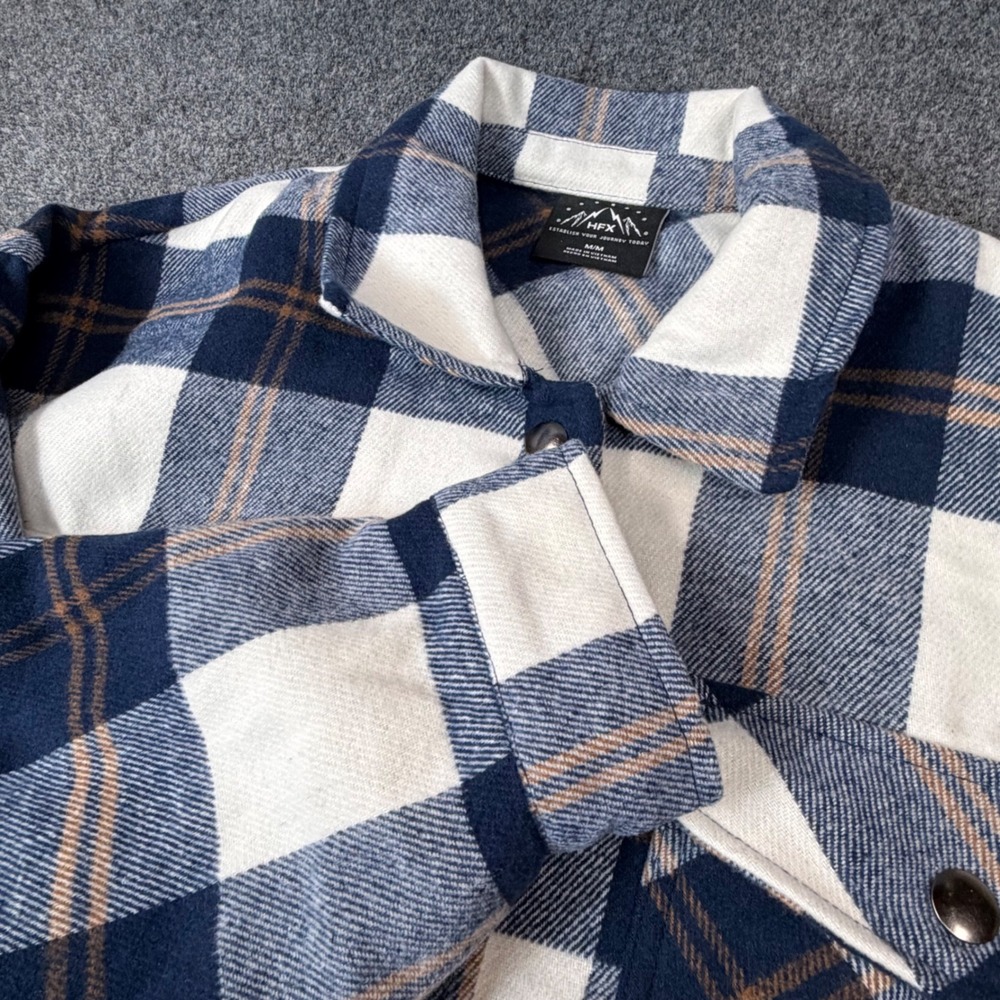 HFX Men Plaid Flannel Shacket Navy Blue White Tan Snap Front Shirt Jacket Size M